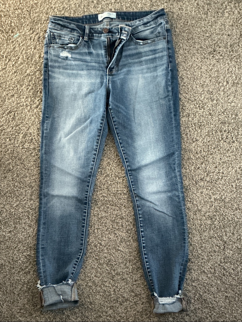 Buckle Women's Washed Blue Ankle Skinny Jeans